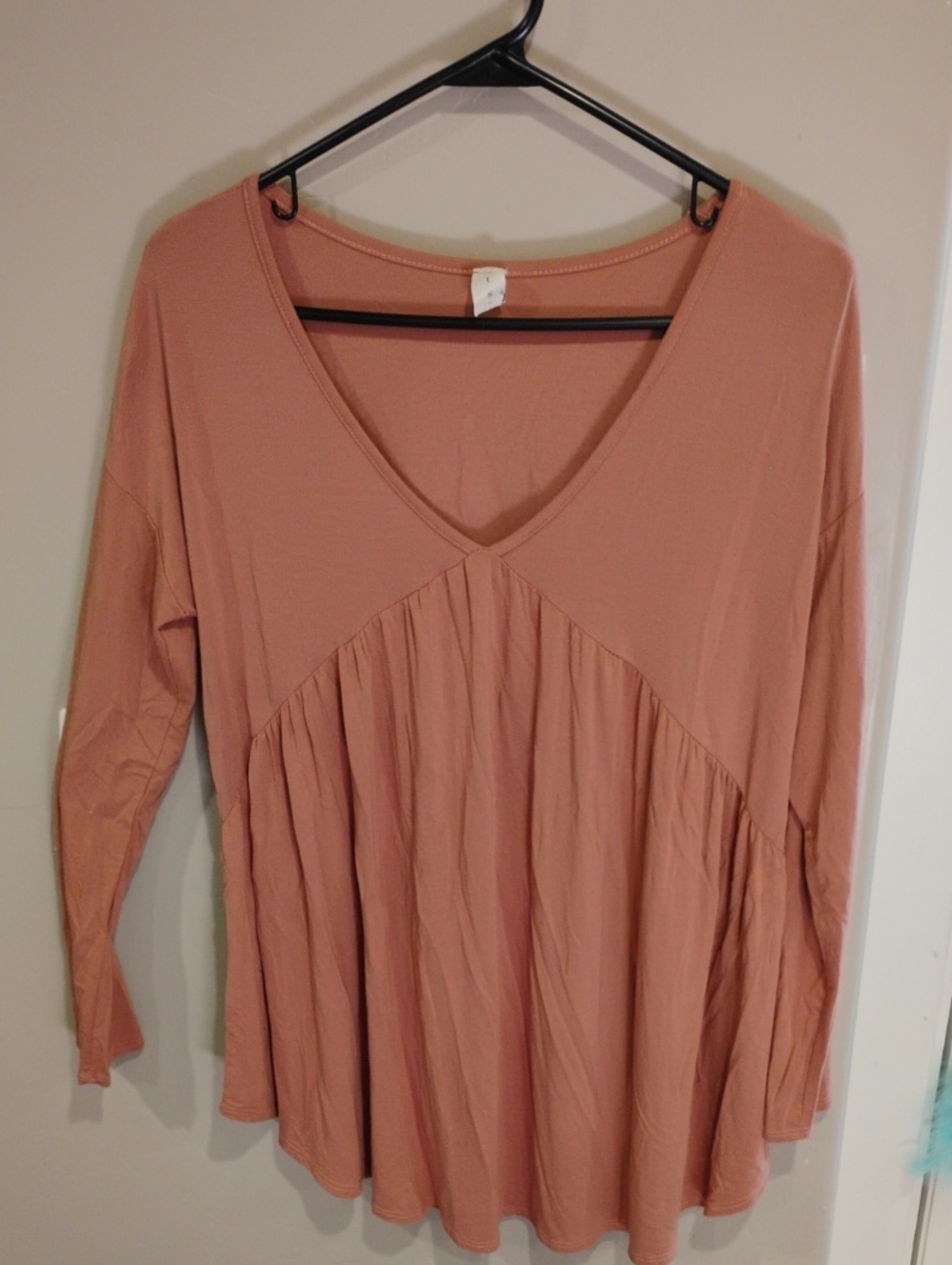 Women's V-Neck Babydoll Shirt - Dusty Rose